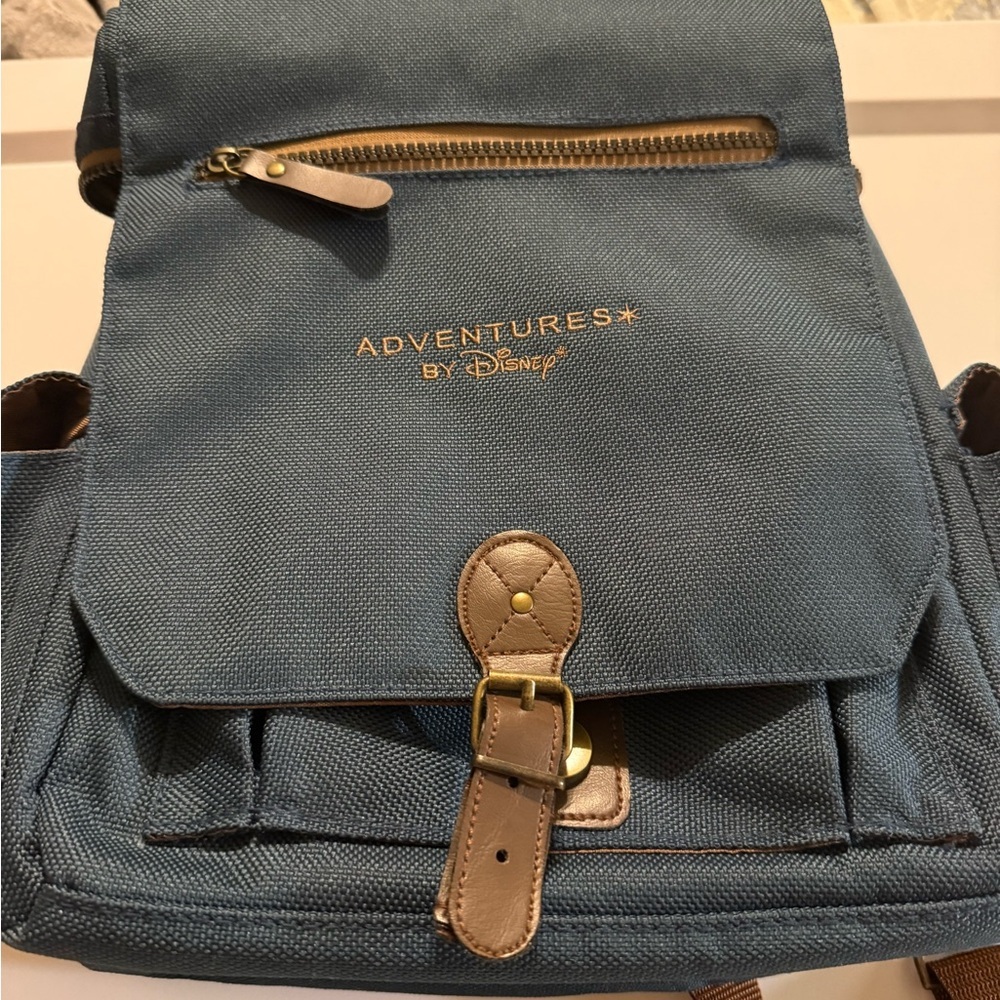 Disney Adventures Moreno Insulated Three Bottle Wine Cooler with Wine and Cheese